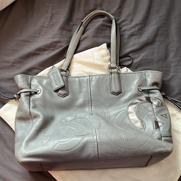 Grey Coach Tote - Picture 5 of 9